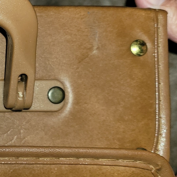 Cassette Tape Case Vinyl w/ Handle - Picture 2 of 12